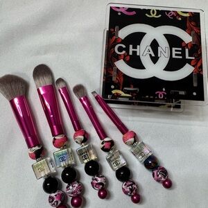 Purple  Makeup Brush Set with brush holder